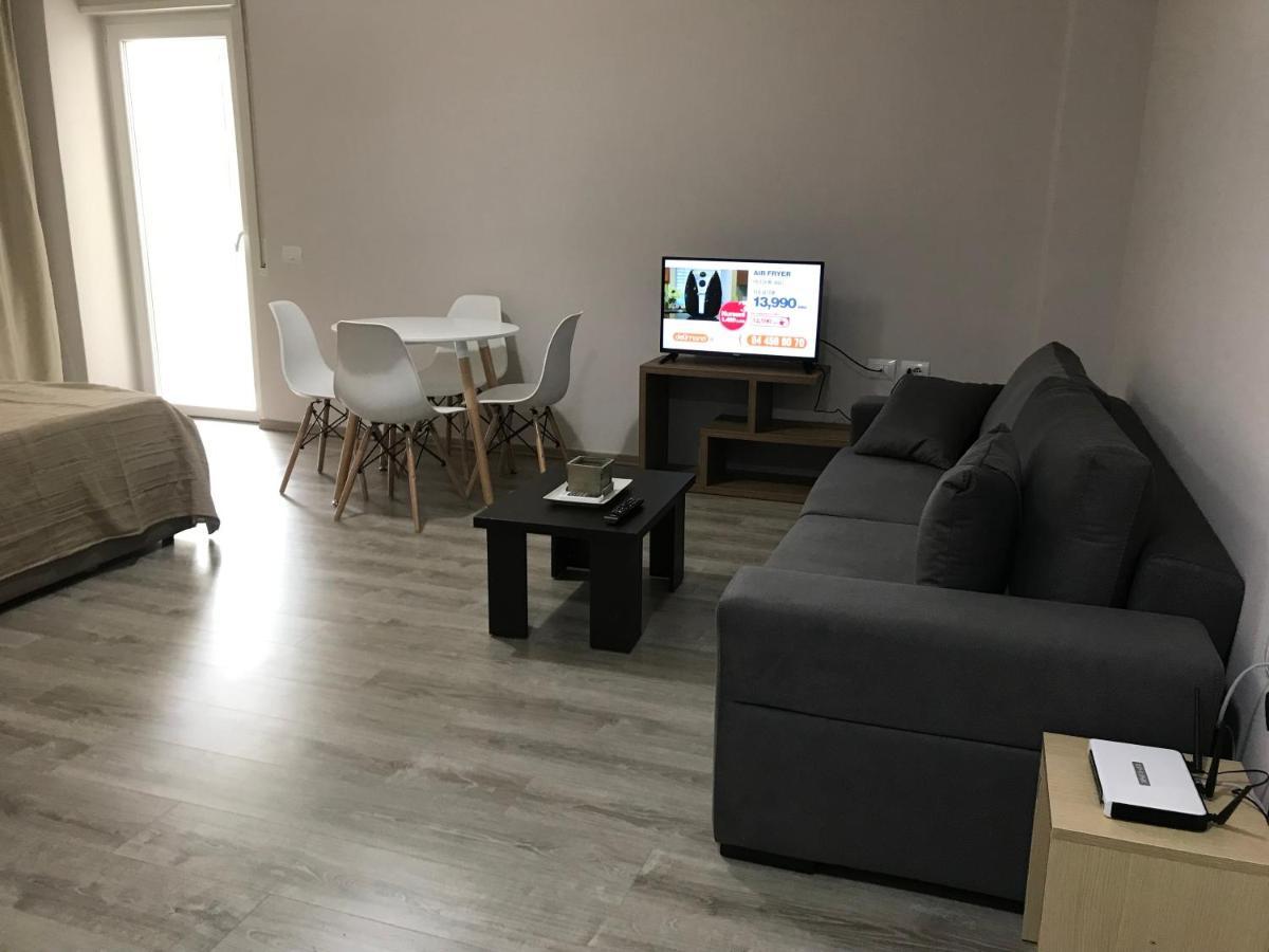 Apartamente oslo Vlorë Esterno foto