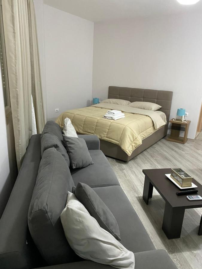 Apartamente oslo Vlorë Esterno foto