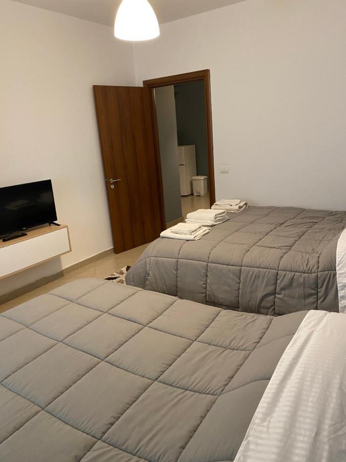 Apartamente oslo Vlorë Esterno foto