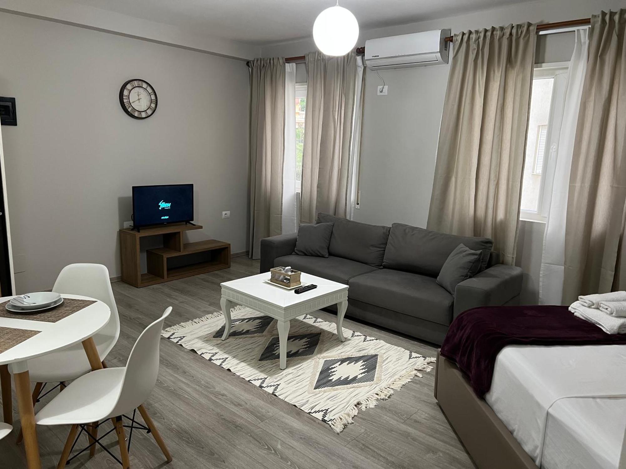 Apartamente oslo Vlorë Esterno foto