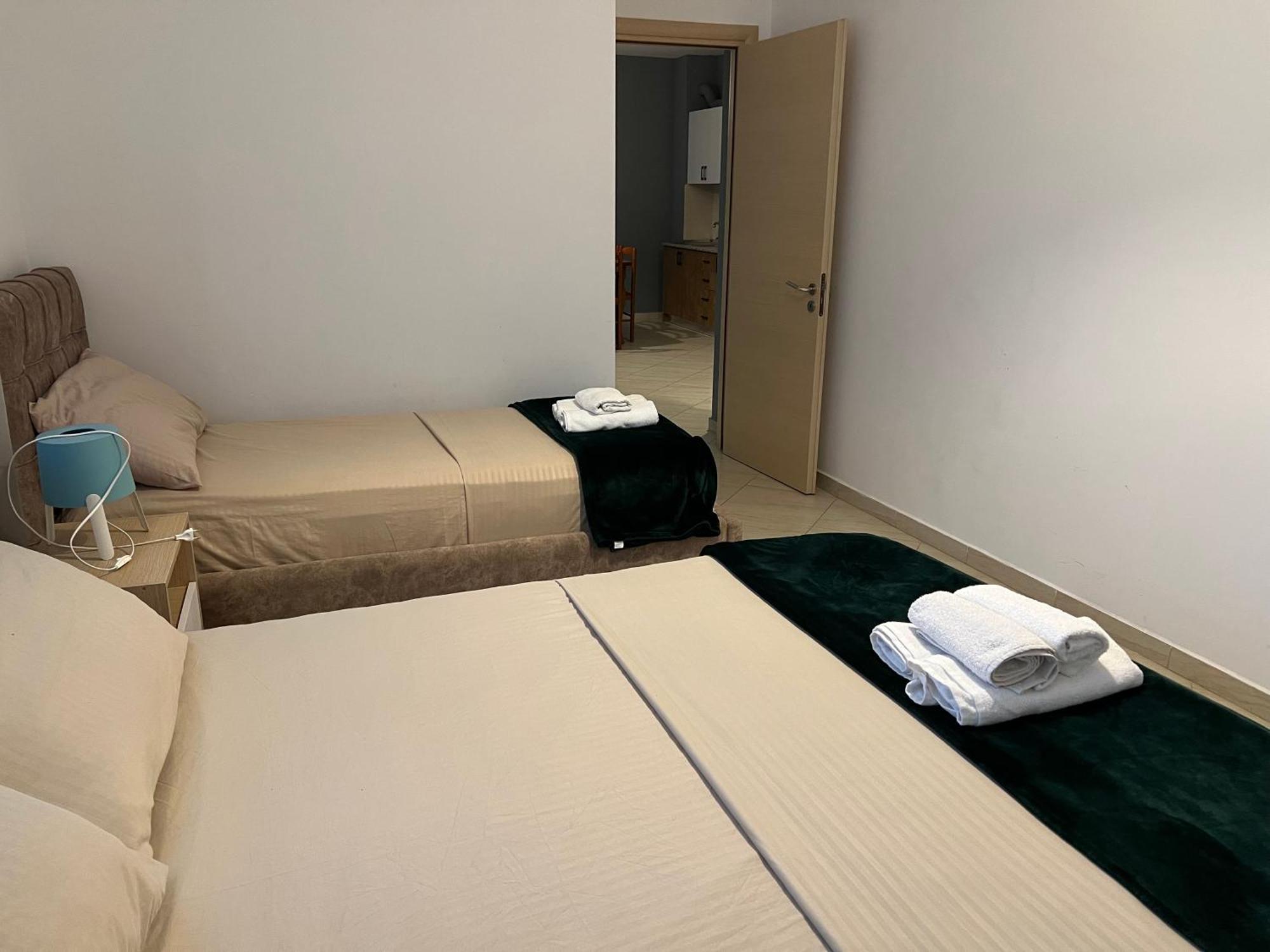 Apartamente oslo Vlorë Esterno foto