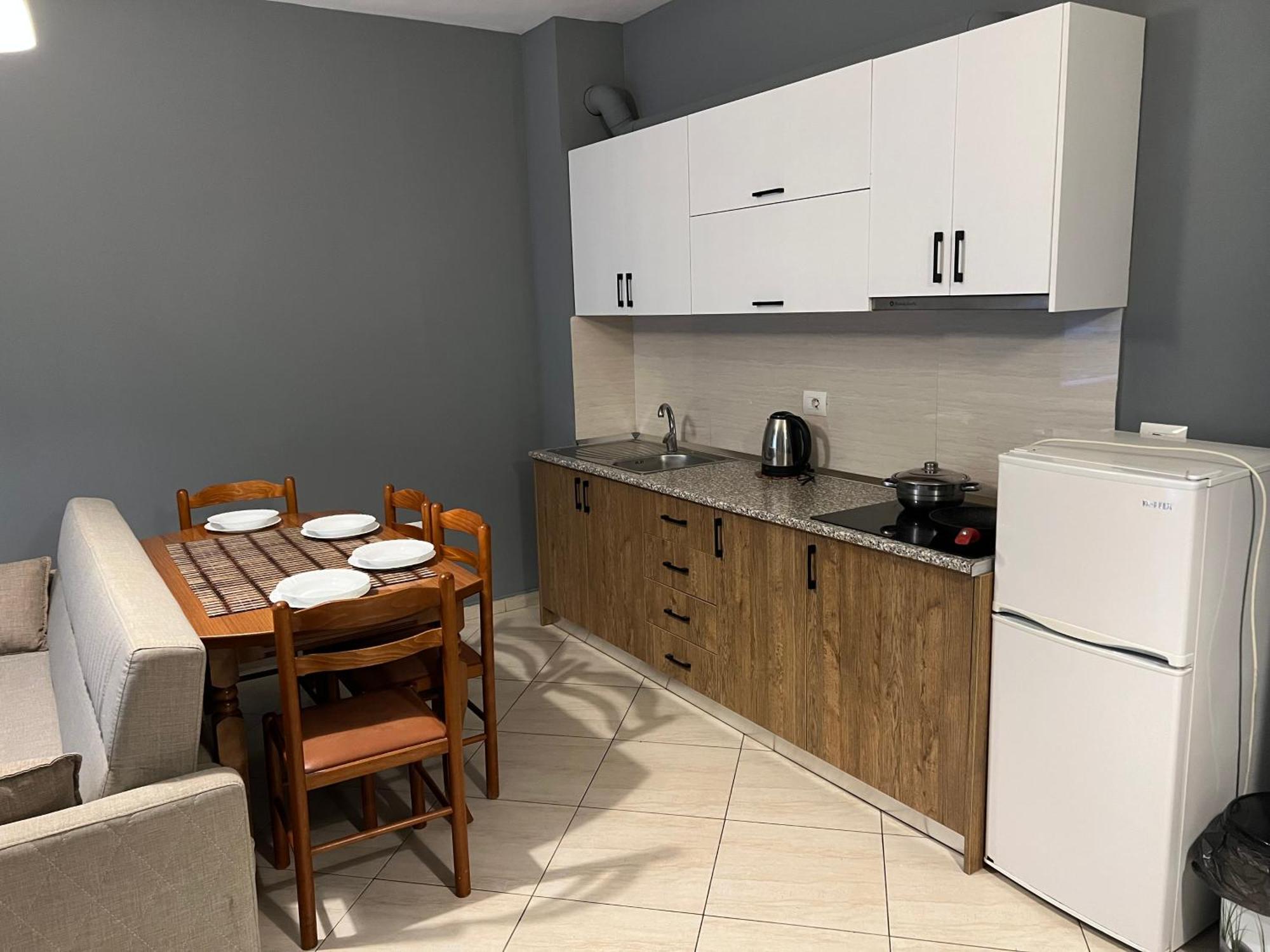 Apartamente oslo Vlorë Esterno foto