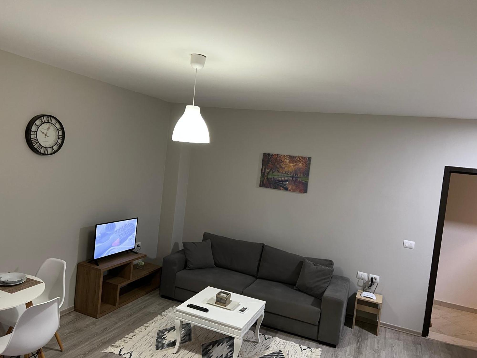 Apartamente oslo Vlorë Esterno foto